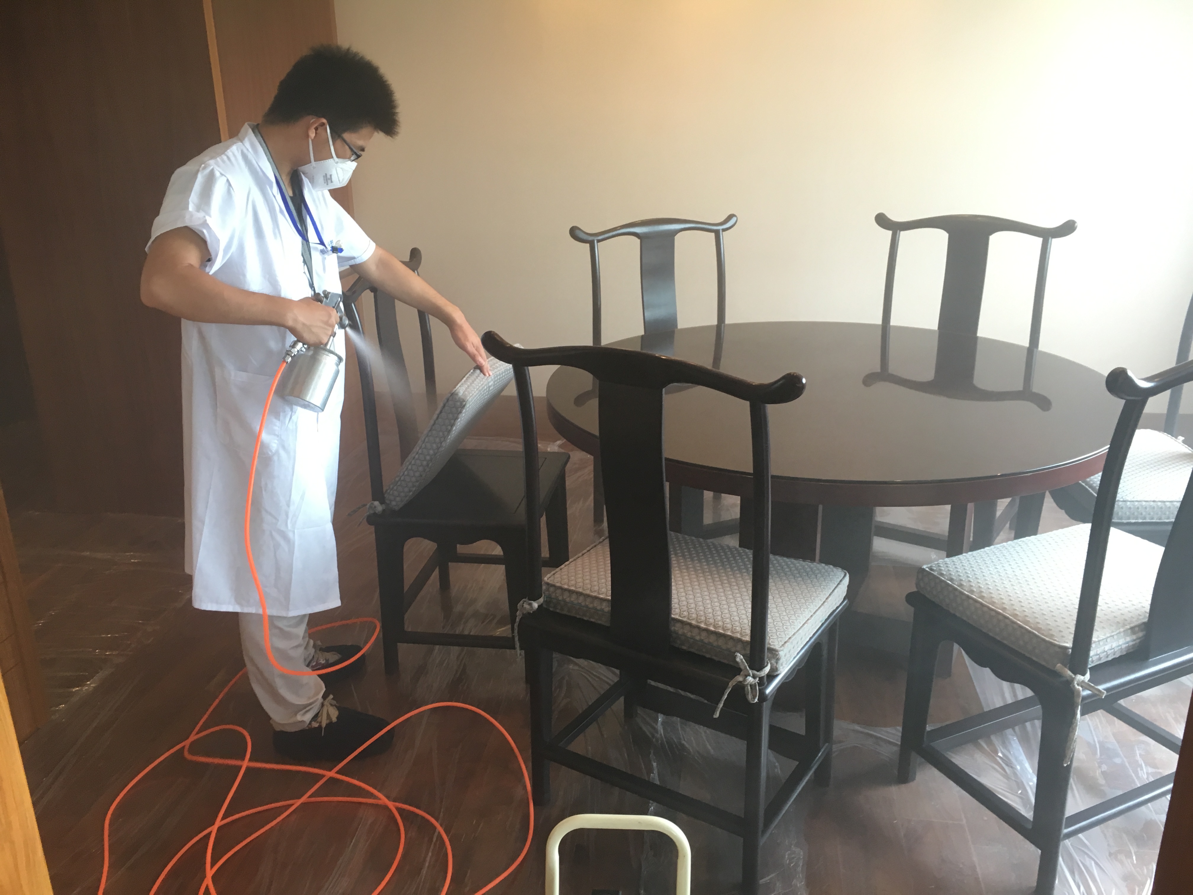 除甲醛公司服務(wù)哪家好？